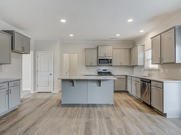 3305 Ardmore St, Burlington, NC 27215