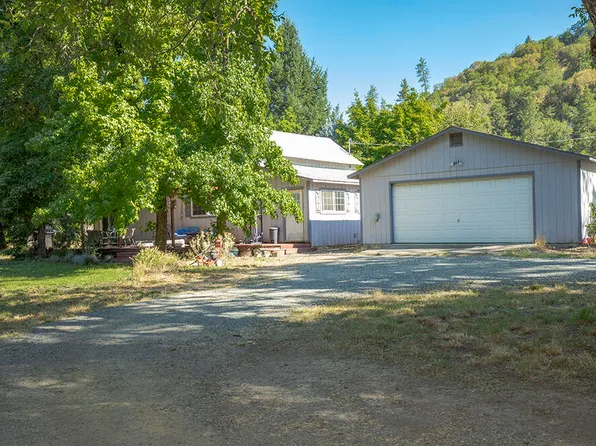 7342 New Hope Rd, Grants Pass, OR 97527