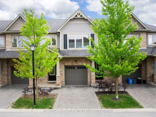 1924 Cedarhollow Blvd #11, London, ON N5X 0K3