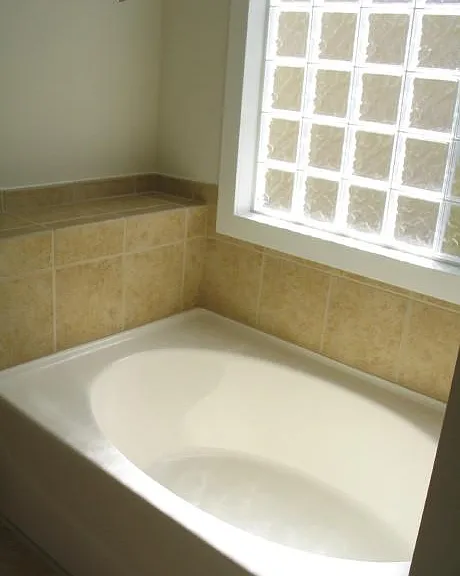 527 Dubois Ct — Photo 9