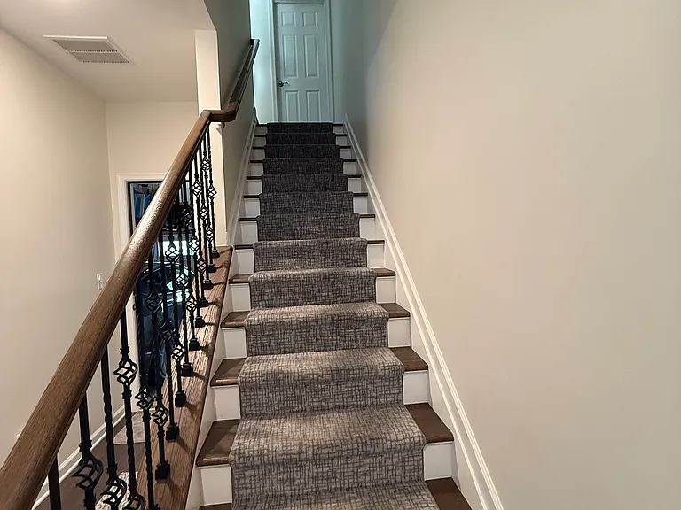 44 Litchfield Ln — Photo 29