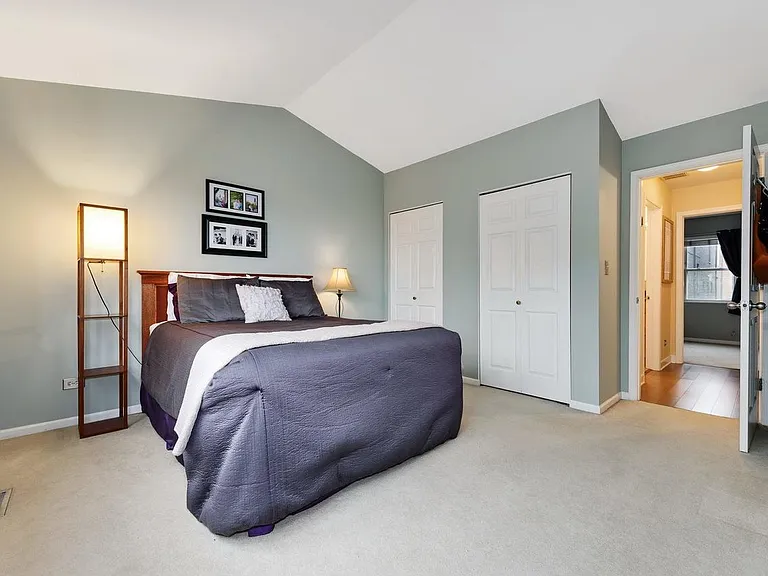 1540 N Greenview Ave #E — Photo 7