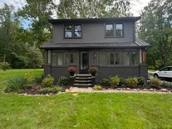 5366 Barton Rd, North Ridgeville, OH 44039