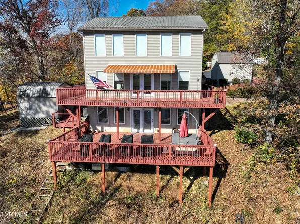 395 Lakeshore Rd, Bluff City, TN 37618