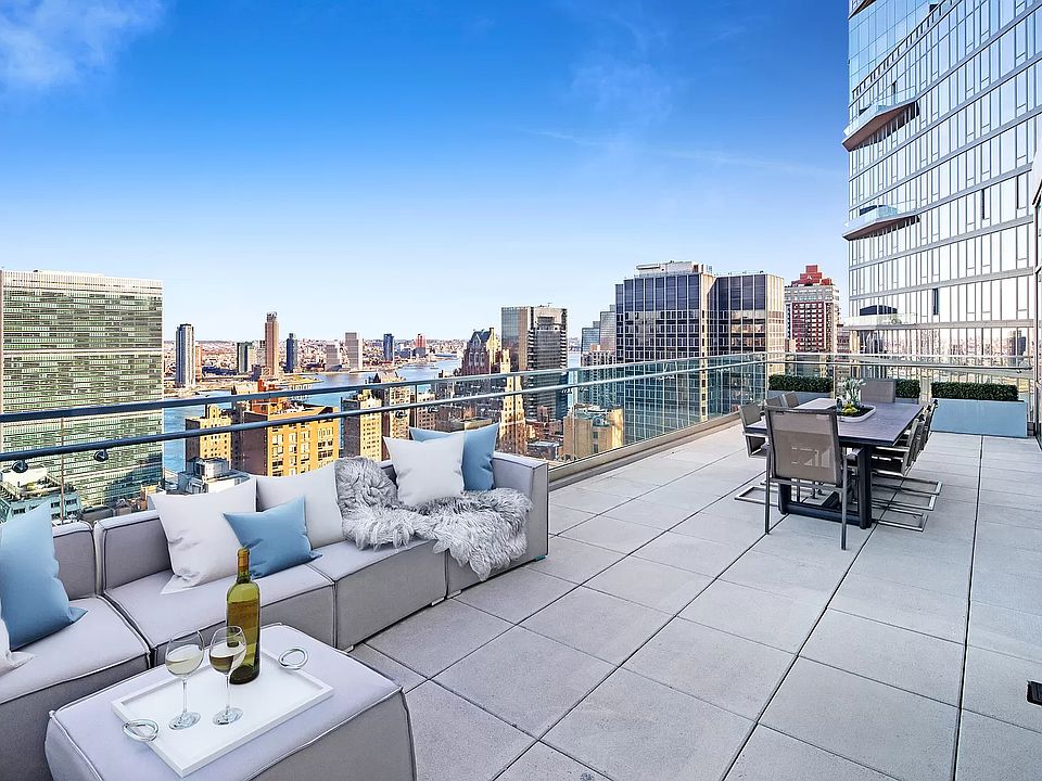 219 E 44th St, New York, NY 10017 | Zillow