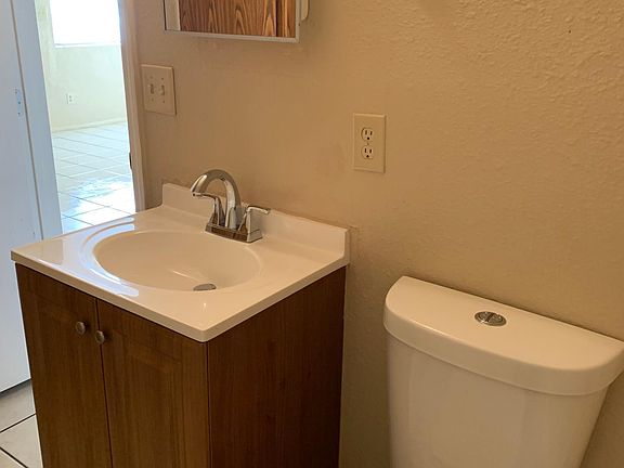 2nd image of 415 W 10th St #2