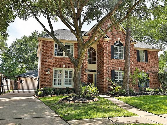 2nd image of 16415 Haden Crest Ct