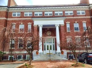 52 Sanborn St APT 101, Reading, MA 01867
