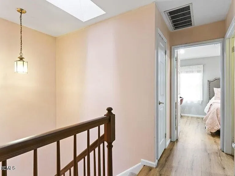 15 Weller Pl — Photo 18