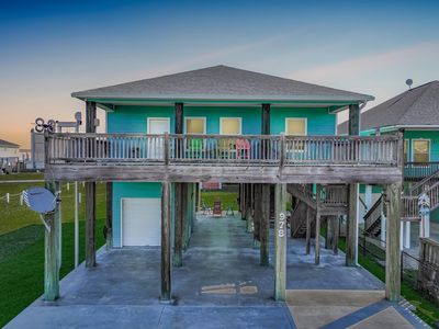 978 Seadrift Dr, Crystal Beach, TX, 77650