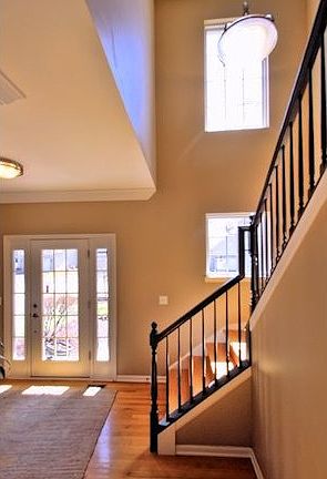 3rd image of 288 Berkshire Ln