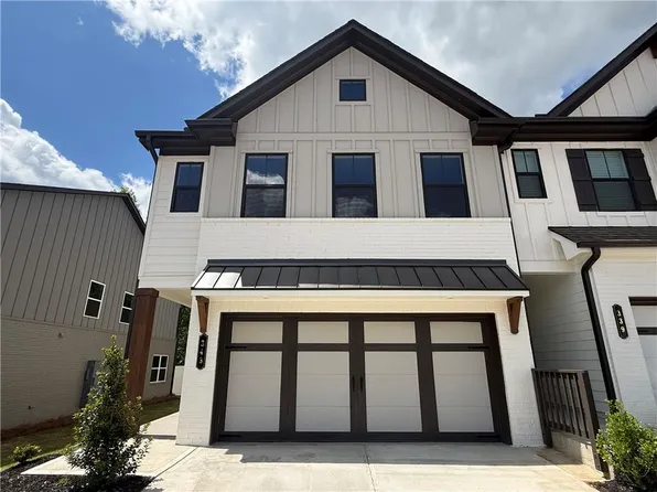 (undisclosed Address), Auburn, GA 30011