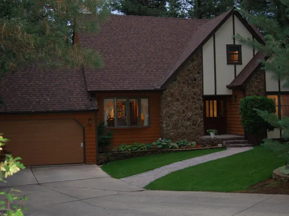 3420 S Moore Cir, Flagstaff, AZ 86005