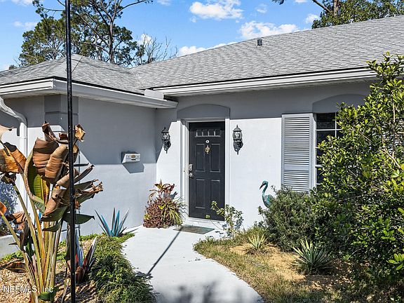 3rd image of 8541 ANDALOMA Street