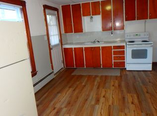 38 College St #3, Lewiston, ME 04240