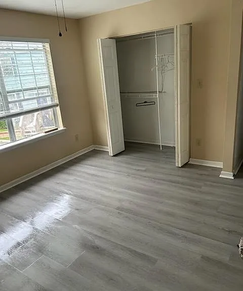 694 Timberwood Cir E #694 — Photo 4