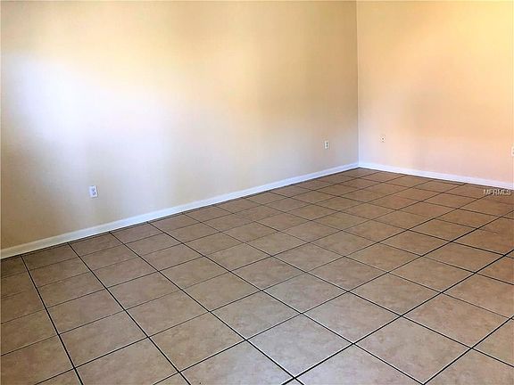 5th image of 742 Wyman Ct #742