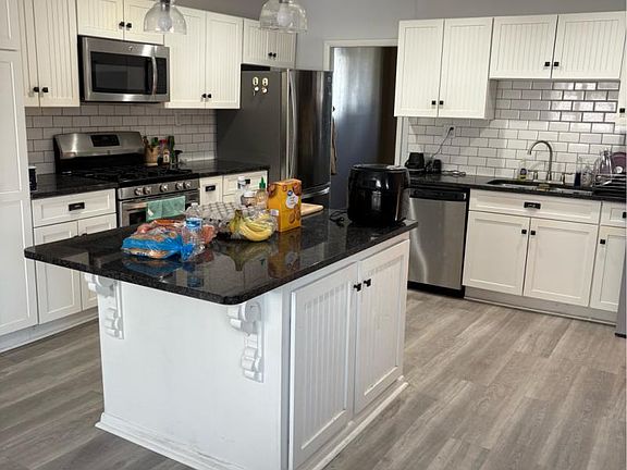 3rd image of 6656 3rd St