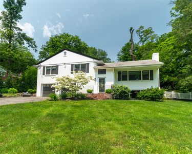 175 Chappaqua Road, Briarcliff Manor, NY, 10510