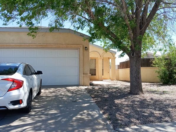 2401 High Desert Cir NE