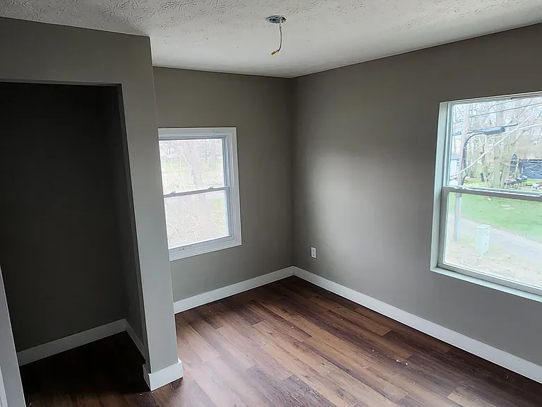 429-431 Bolander Ave #431 — Photo 5