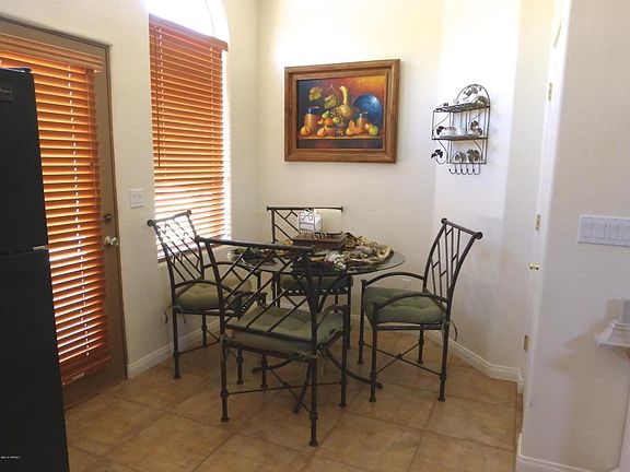 4th image of 2358 W Via Di Silvio