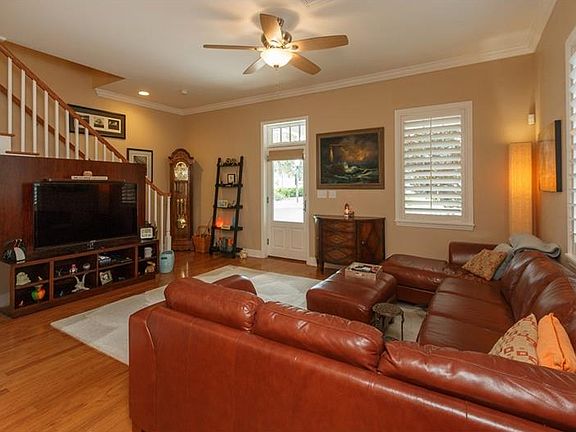 2nd image of 1417 Eastover Loop #1