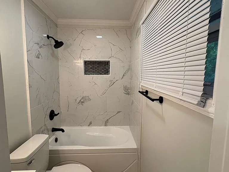 717 Chestnut St — Photo 12