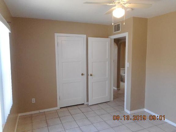 3rd image of 1617 N Winstel Blvd #10