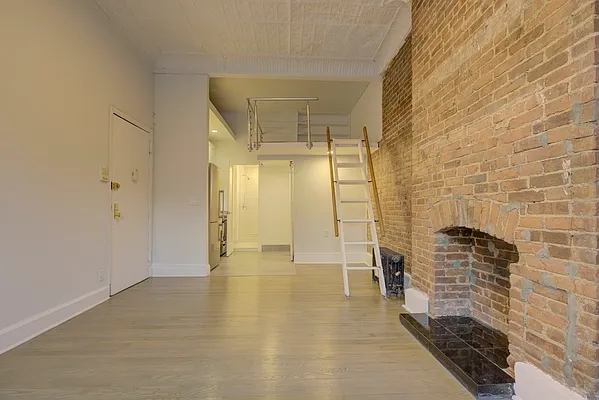 Rented by Bond New York | media 24