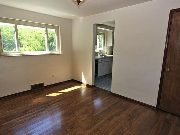 5th image of 1558 Lucille Dr