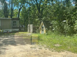 7224 Huff Rd, Bellevue, MI 49021