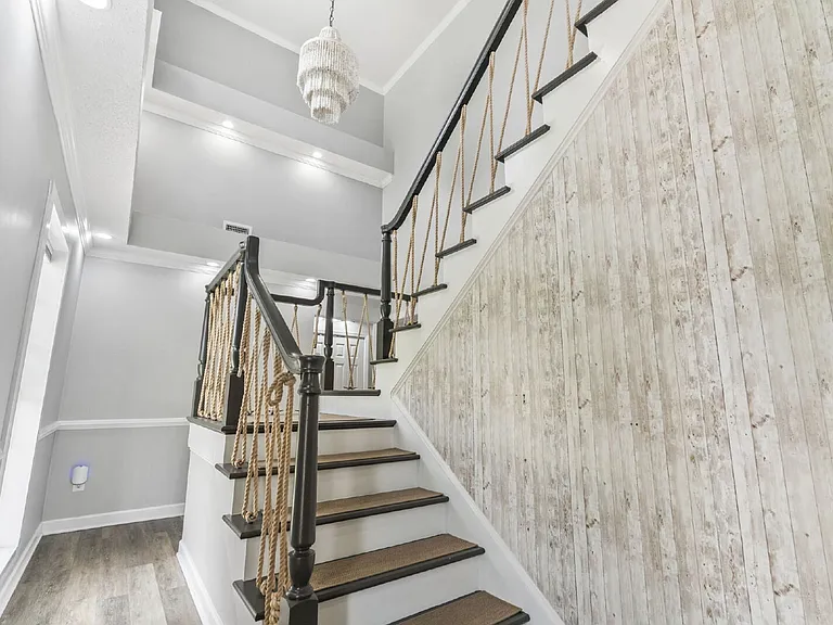 6125 R C Sarvis Ln — Photo 13