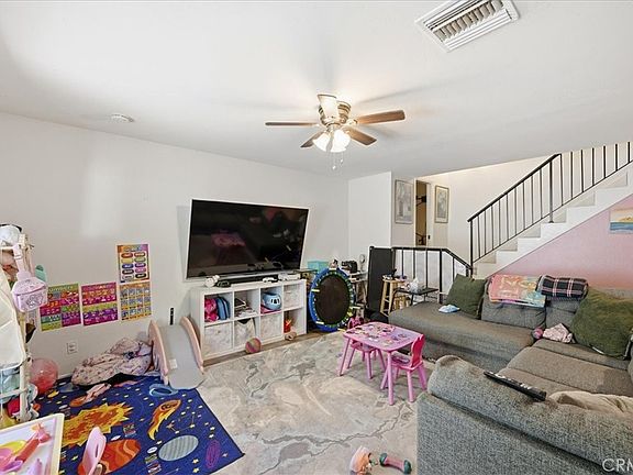 3rd image of 28531 Via Princesa APT C