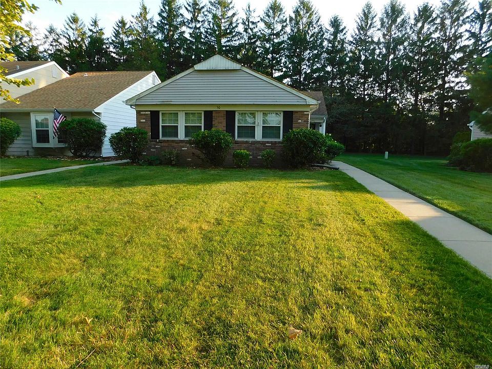 1st image of 50 Hearthside Dr