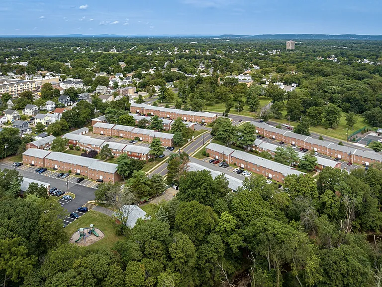 Douglass Gardens Apartments — Photo 19