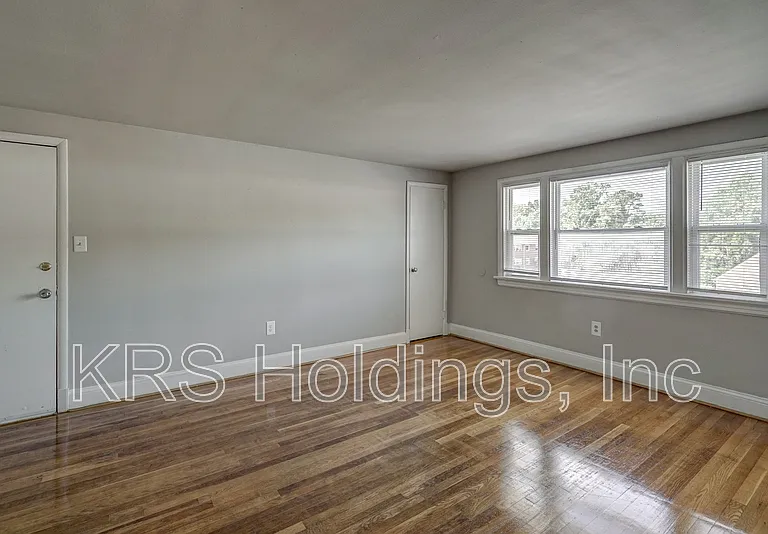 5423-4 Remuda Dr N — Photo 4