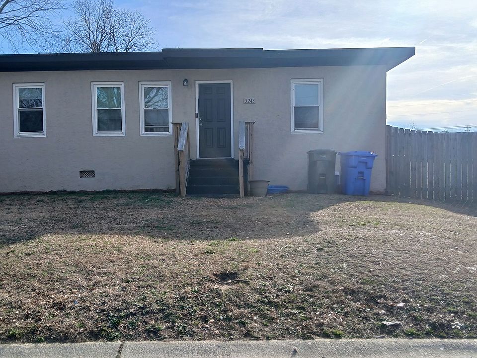 1st image of 3247 Chandler St