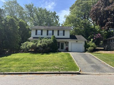 4 Deepdale, Rocky Point, NY, 11778