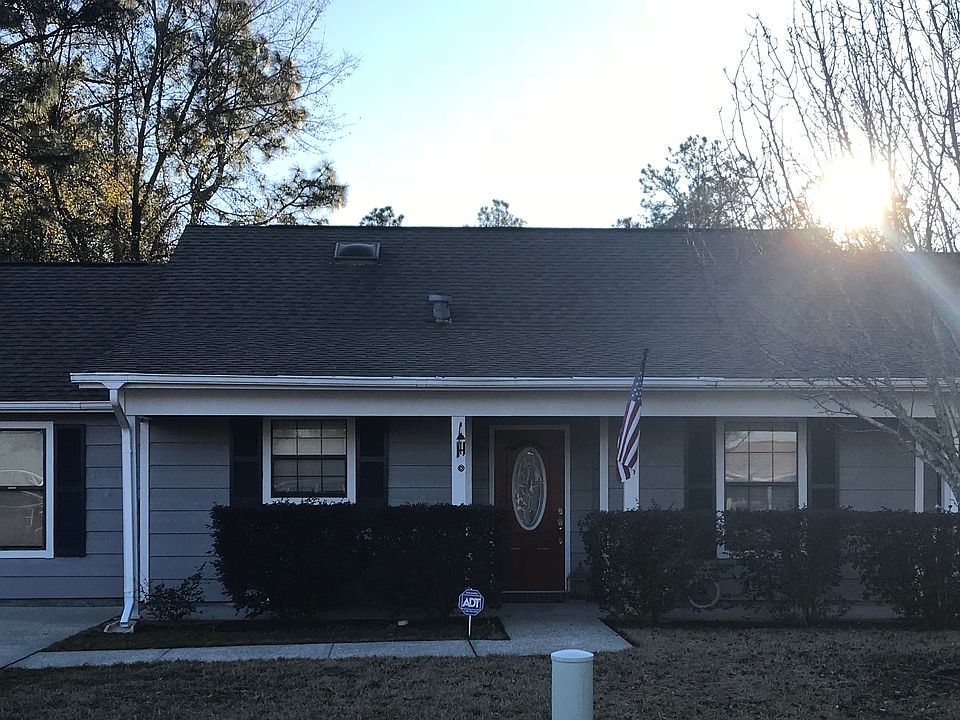2nd image of 15251 Sunset Ct