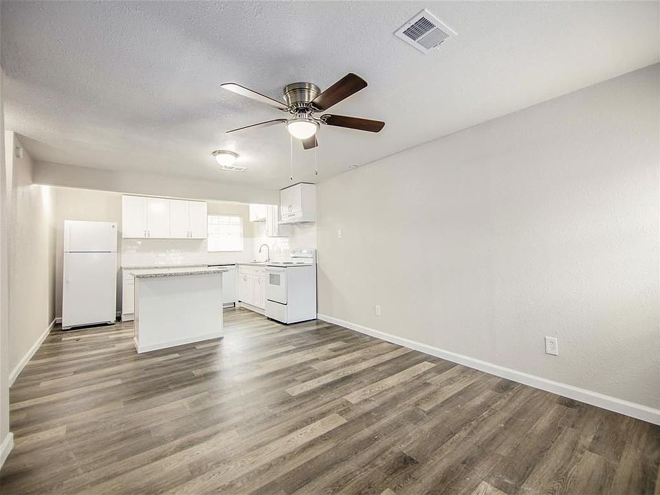 1st image of 4726 Carmen St #B