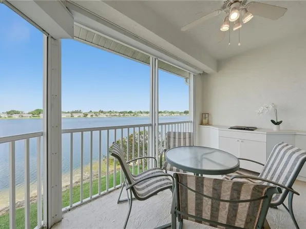 3320 W Crown Pointe Blvd APT 201, Naples, FL 34112
