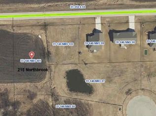 215 Northbrook Rd #101, Luxemburg, WI 54217