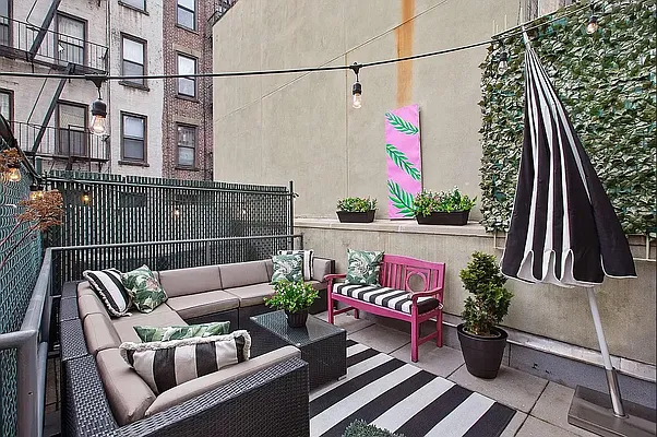 Rented by Riza Realty Corp | media 14