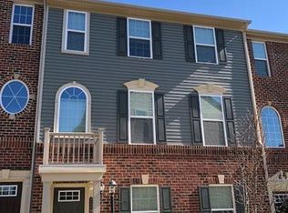 229 Thornapple Ln, Cranberry Township, PA