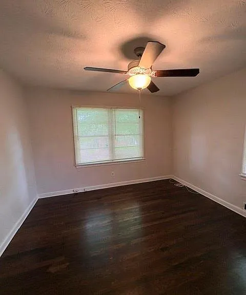 2174 Trailwood Dr SE — Photo 16