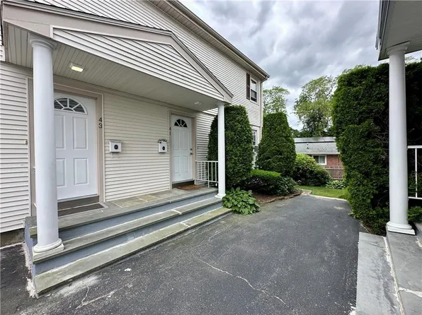 41 Harmony Dr, Providence, RI 02909