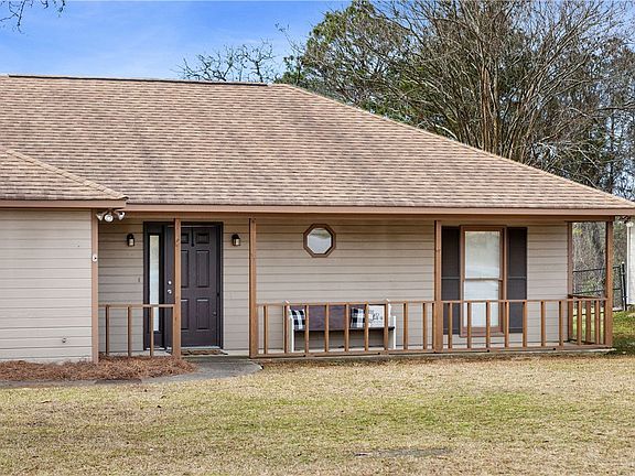 3rd image of 624 Lee Road 520