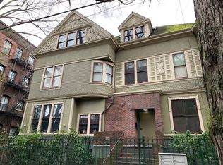 Zhan01 - NW Everett, Portland, OR 97209