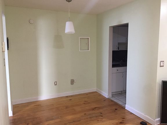 2nd image of 1530 Pennsylvania Ave APT 304